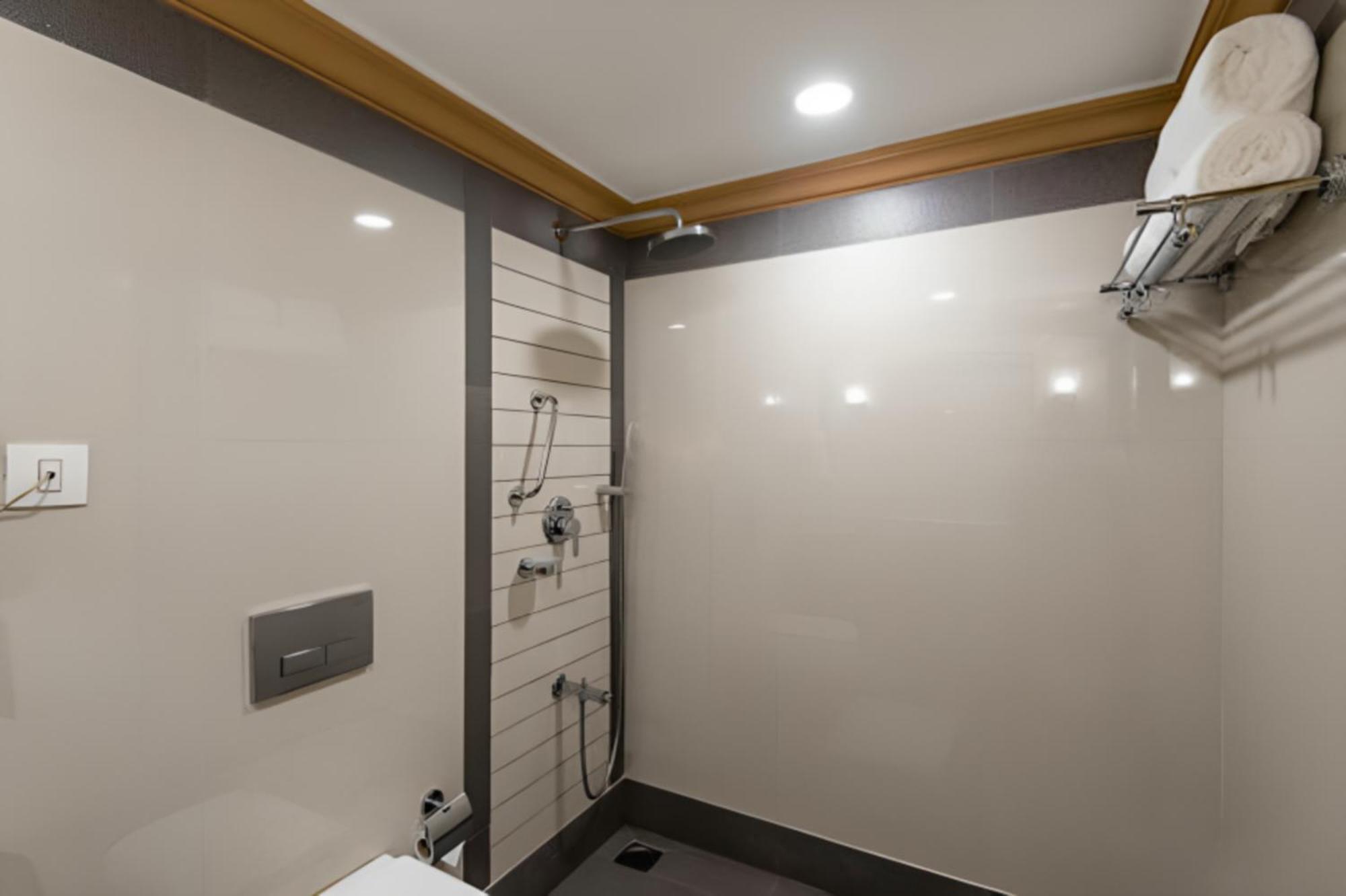 Fortune Resort Sullivan Court, Ooty - Member Itc Hotels' Group Bagian luar foto