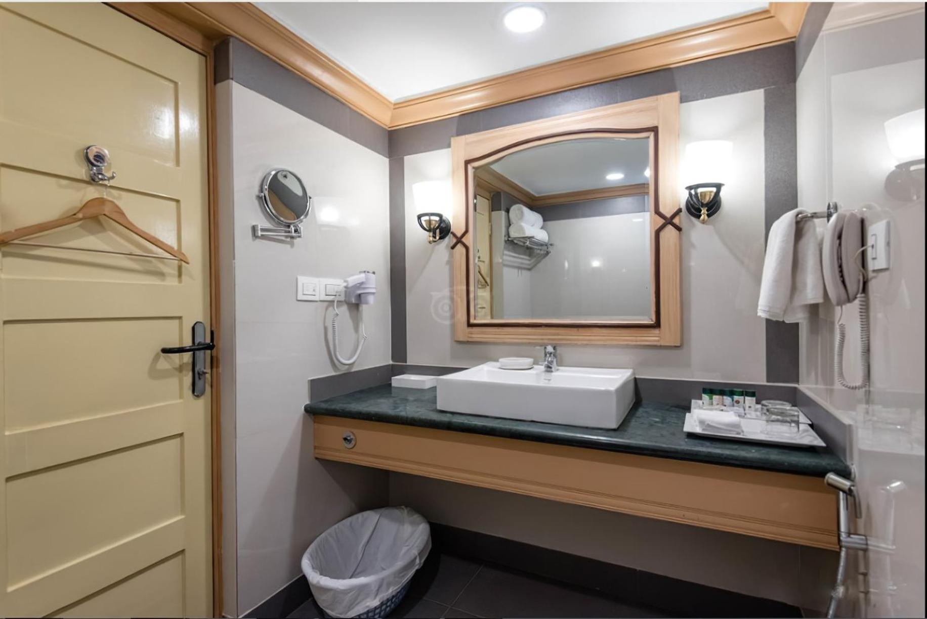 Fortune Resort Sullivan Court, Ooty - Member Itc Hotels' Group Bagian luar foto